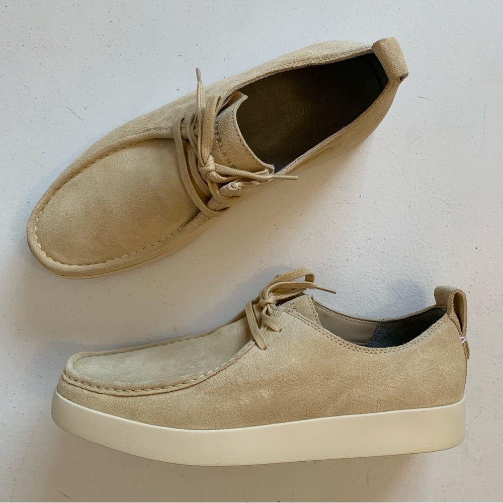 Everlane Mens Suede Leather Desert Shoe in Cream Tan Size 10.5 NEW IN BOX